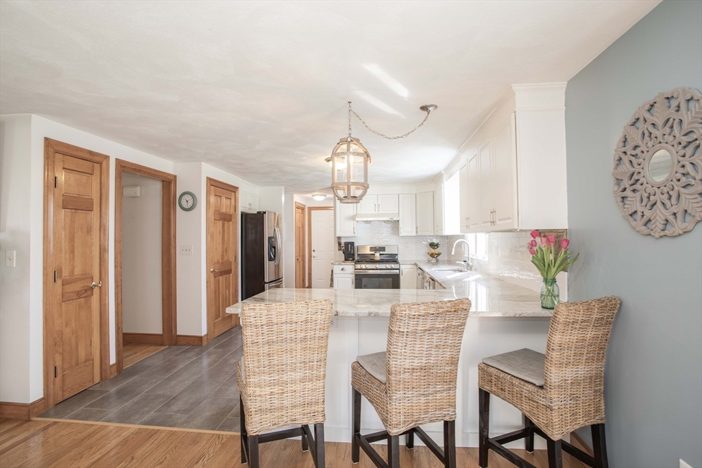 7 Appleton Way Medway, MA 02053 - Photo 8 of 42