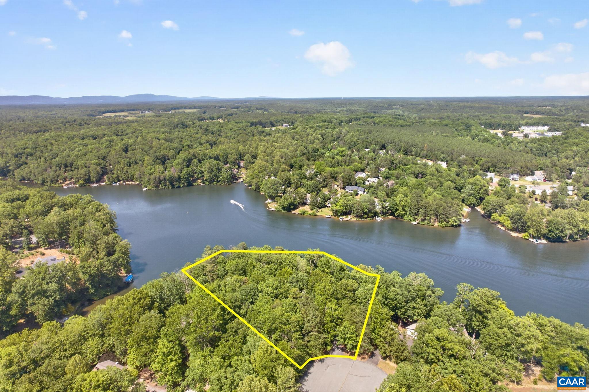 42 Cliftwood Road Palmyra, VA 22963 - Photo 1 of 63