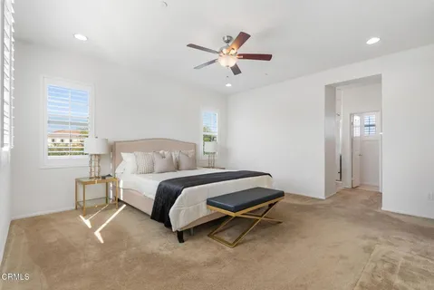 $1,035,000 | 28649 Stonegate Court, Valencia, CA 91354