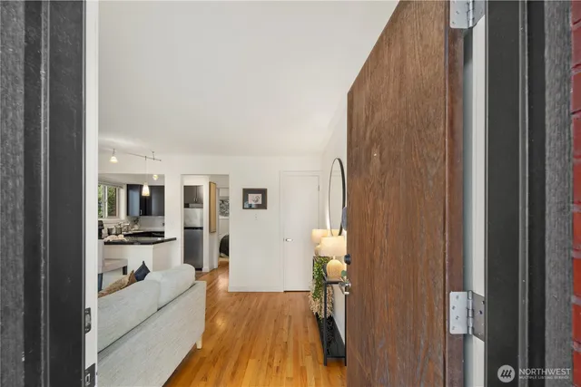 $299,900 | 7106 California Avenue Southwest, Unit 101, Seattle, WA 98136