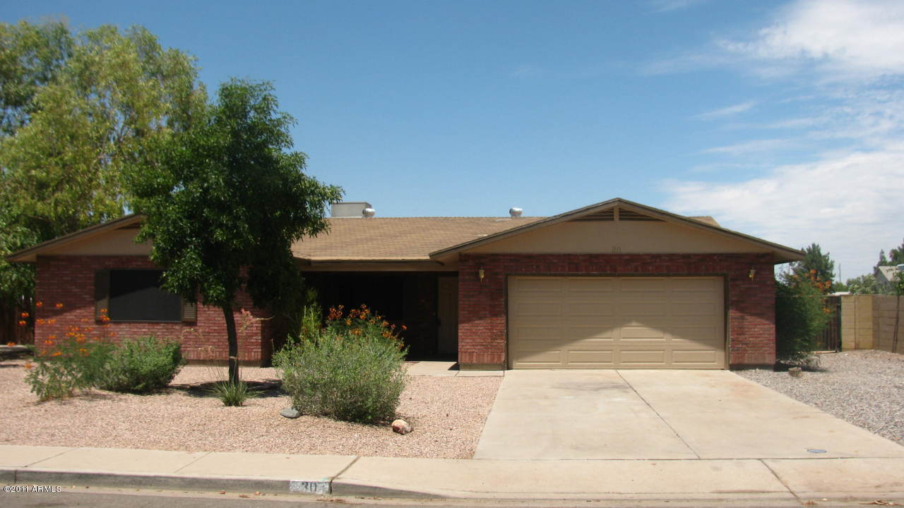 30 East Palo Verde Street Gilbert, AZ 85296 - Photo 1 of 9 Exterior