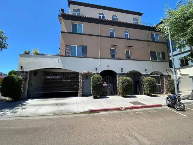 $4,295 | 3950 Ohio Street, Unit 202, San Diego, CA 92104