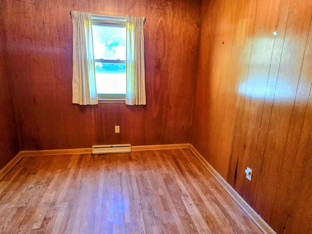 $305,000 | N5583 County Road West, Princeton, WI 54968