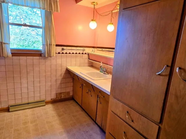 $305,000 | N5583 County Road West, Princeton, WI 54968