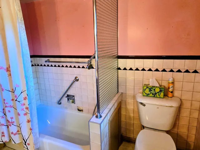 $305,000 | N5583 County Road West, Princeton, WI 54968