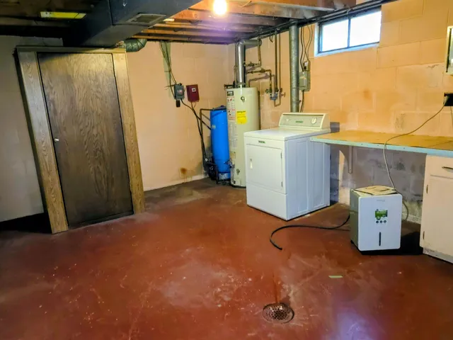 $305,000 | N5583 County Road West, Princeton, WI 54968