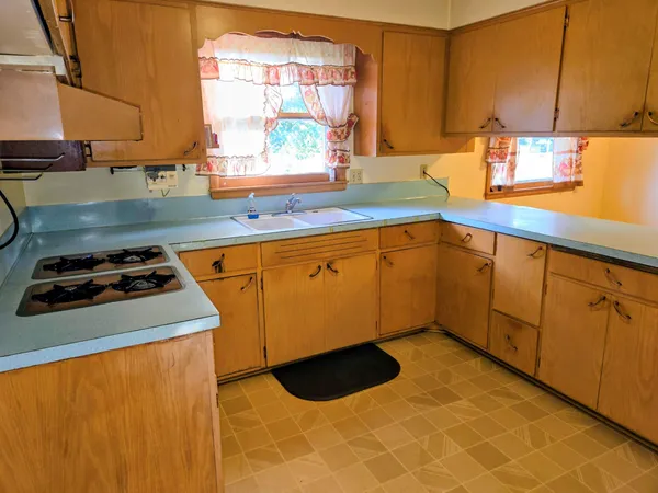 $297,500 | N5583 County Road West, Princeton, WI 54968