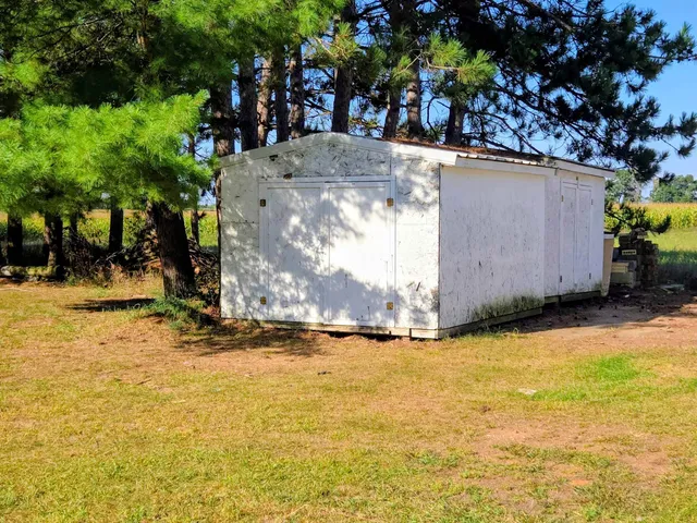 $305,000 | N5583 County Road West, Princeton, WI 54968