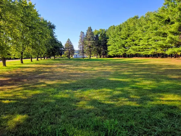 $297,500 | N5583 County Road West, Princeton, WI 54968