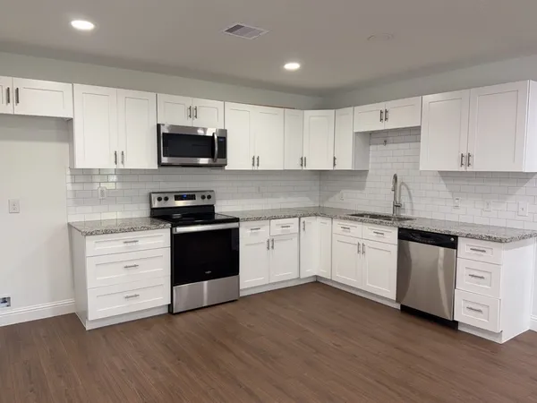 $1,850 | 3635 Wyoming Street, Houston, TX 77021