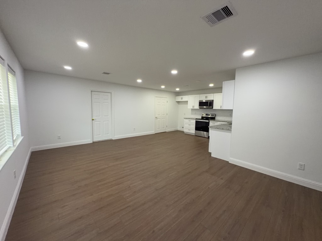 3635 Wyoming Street Houston, TX 77021 - Photo 7 of 17