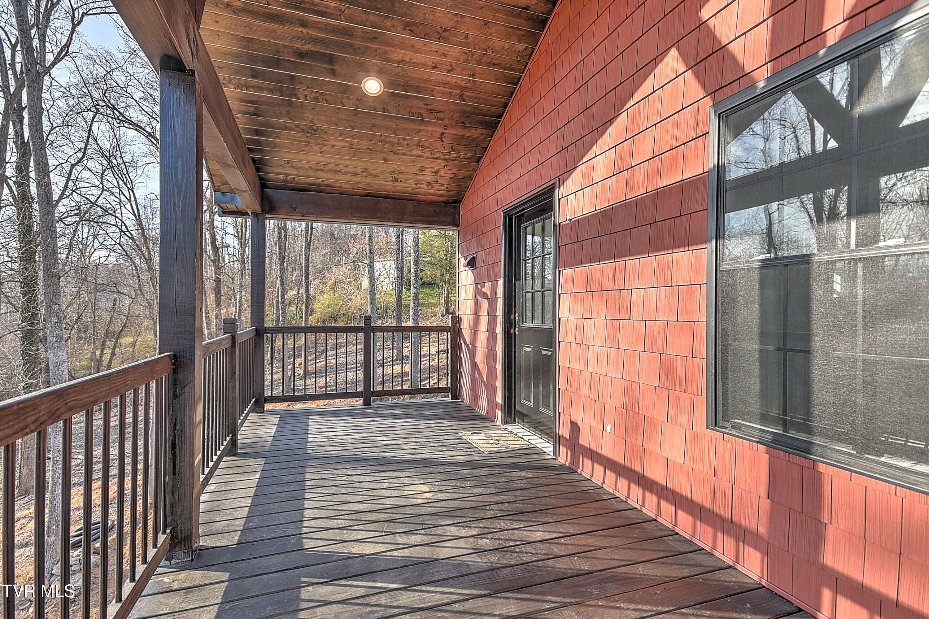 143 Daniel Lane Elizabethton, TN 37643 - Photo 37 of 38 143 Daniels Ln MB-39