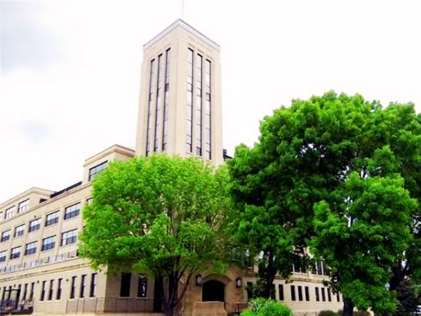 $365,000 | 730 Northeast Stinson Boulevard, Unit 221, Minneapolis, MN 55413