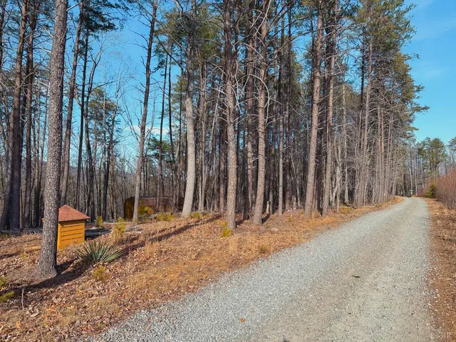 $159,900 | 507 Faith Cove Road, Sandy Level, VA 24161