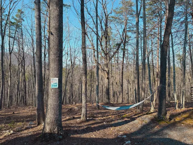 $159,900 | 507 Faith Cove Road, Sandy Level, VA 24161