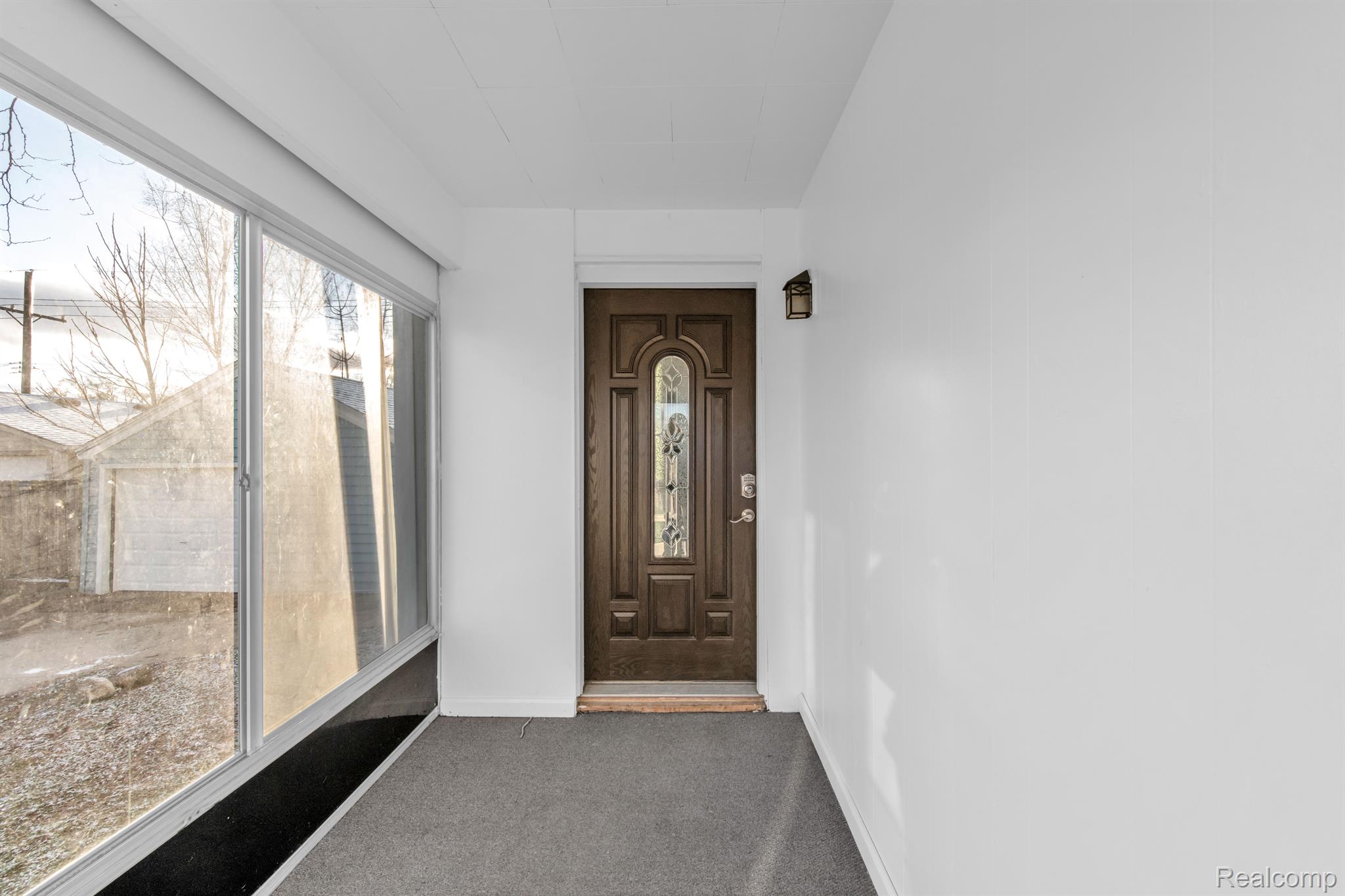 7904 Pardee Road Taylor, MI 48180 - Photo 5 of 27 Enclosed Sunporch