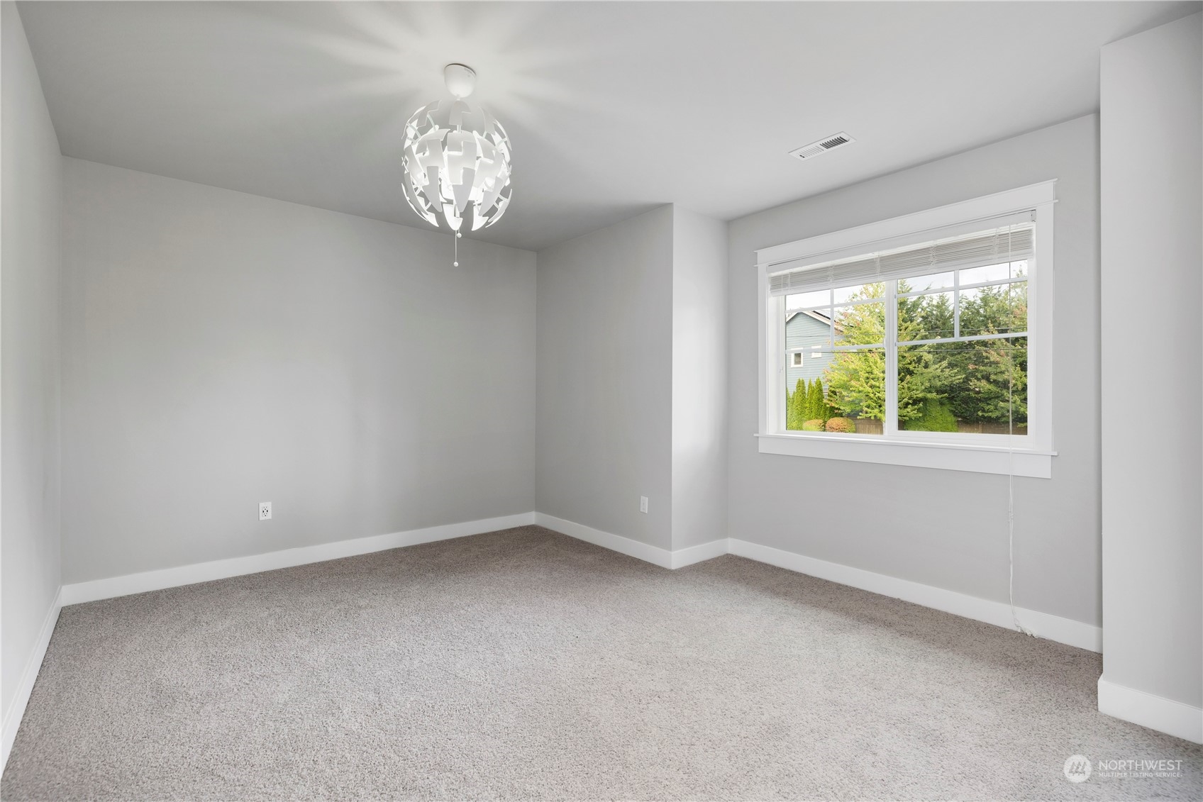 19730 Filbert Drive Bothell, WA 98012 - Photo 22 of 35 an empty room with windows