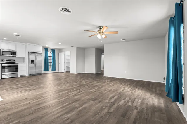 $195,000 | 327 Hiracheta Drive, New Home, TX 79381