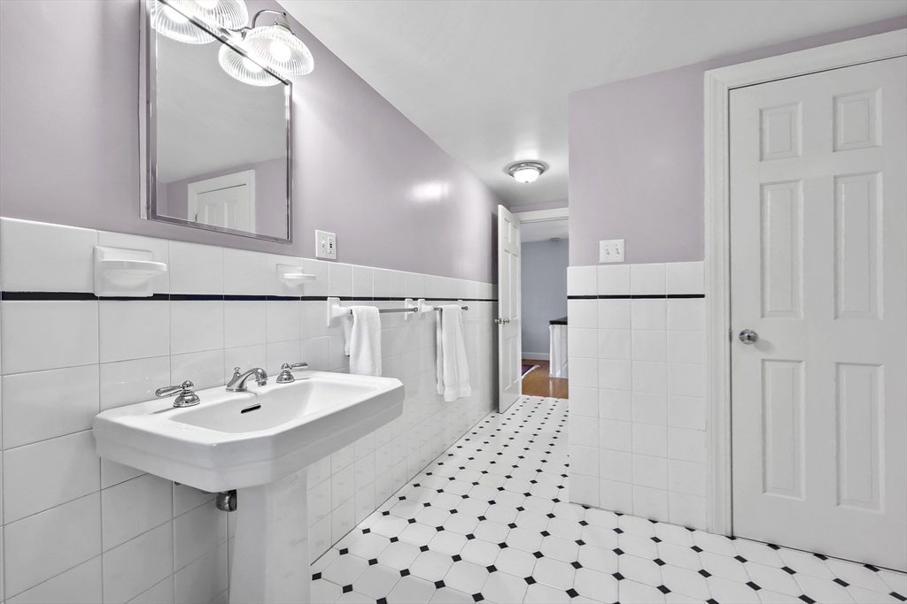 92 Eton Road Longmeadow, MA 01106 - Photo 25 of 40 Gallery Image 25