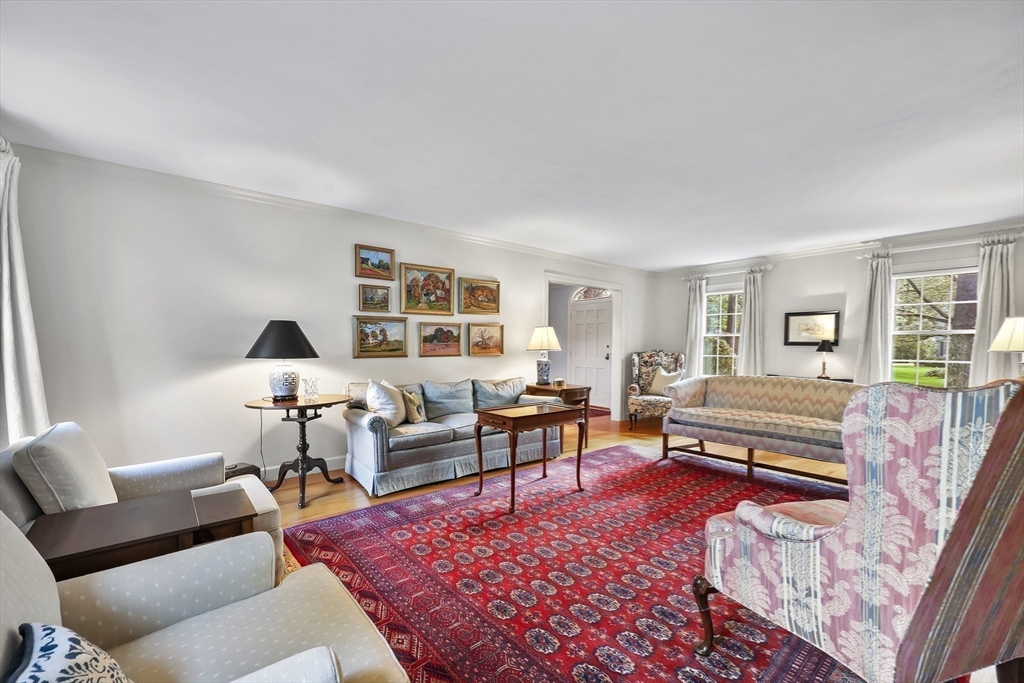 92 Eton Road Longmeadow, MA 01106 - Photo 5 of 40 Gallery Image 5