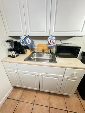 $1,800 | 1430 North Stacy Street, Unit 4, West Palm Beach, FL 33417