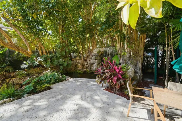 a front view of a building