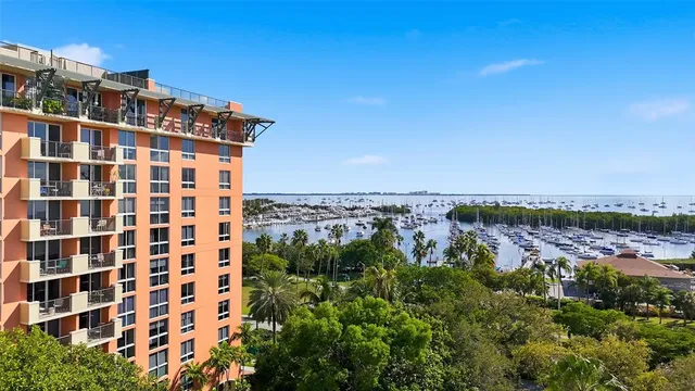 $3,250 | 2951 South Bayshore Drive, Unit 315, Miami, FL 33133