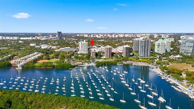 $3,250 | 2951 South Bayshore Drive, Unit 315, Miami, FL 33133