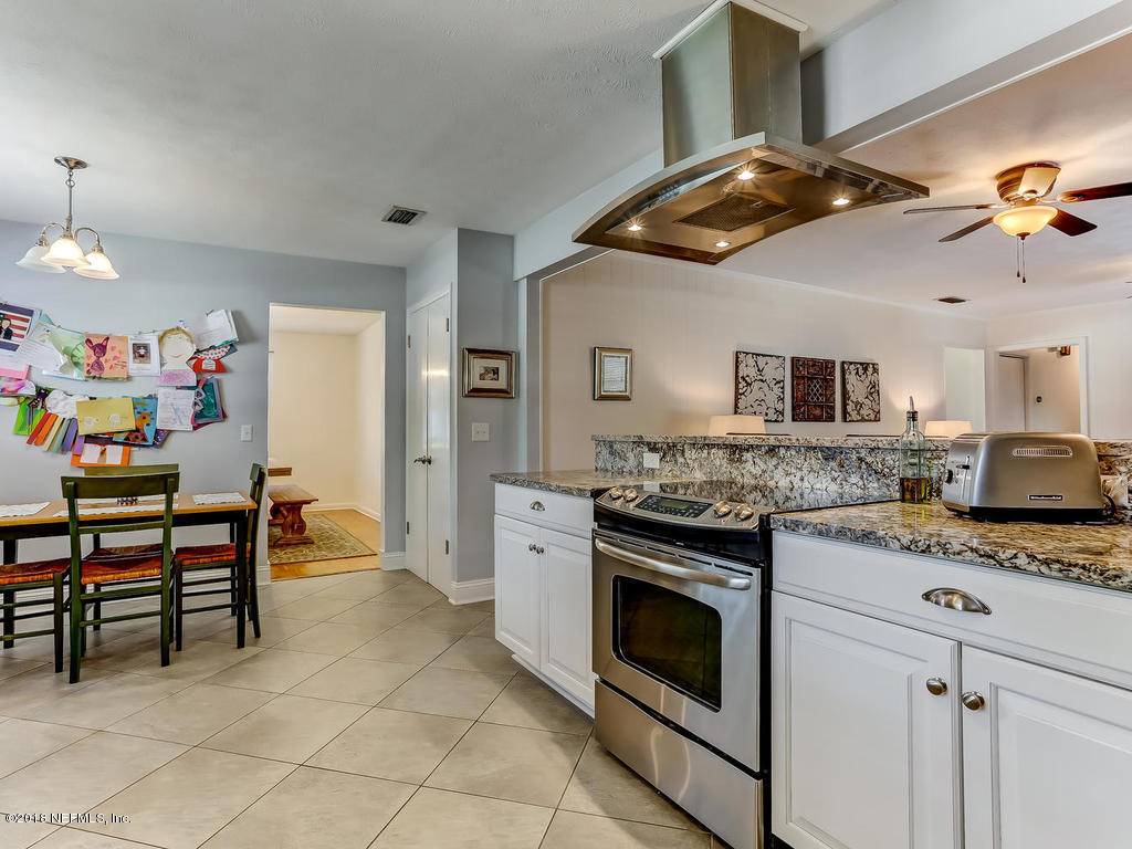4605 Prince Edward Road Jacksonville, FL 32210 - Photo 18 of 46 4605 Prince Edward Rd-026-30-Kitchen-MLS