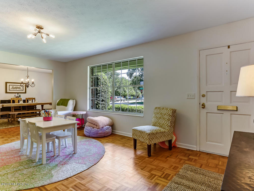 4605 Prince Edward Road Jacksonville, FL 32210 - Photo 22 of 46 4605 Prince Edward Rd-011-9-Living Room-