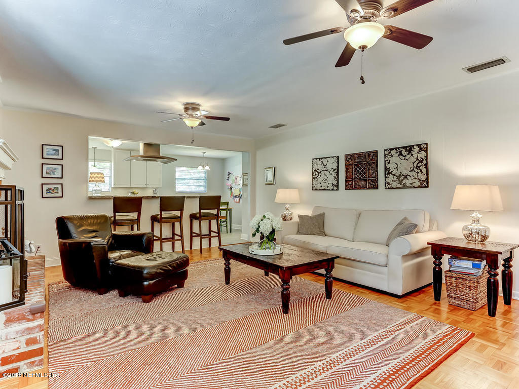 4605 Prince Edward Road Jacksonville, FL 32210 - Photo 10 of 46 4605 Prince Edward Rd-018-43-Family Room