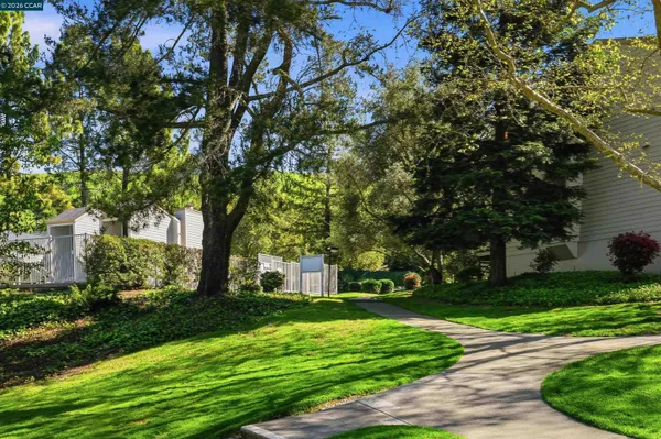 $735,000 | 460 Woodminster Drive, Moraga, CA 94556