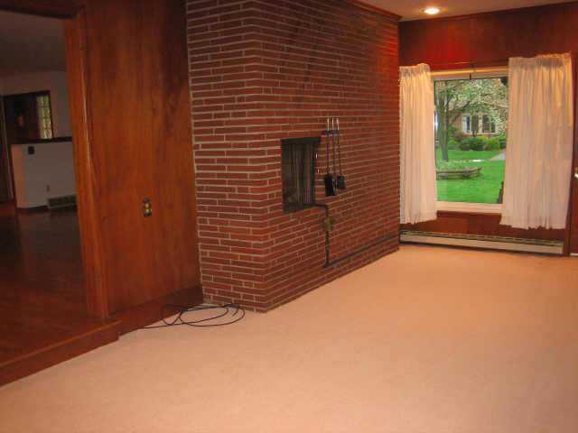 2154 Lytham Road Columbus, OH 43220 - Photo 3 of 6