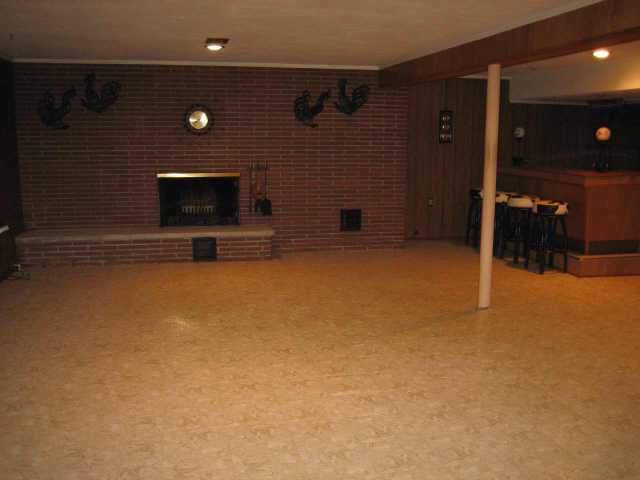 2154 Lytham Road Columbus, OH 43220 - Photo 5 of 6