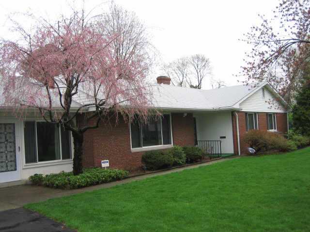 2154 Lytham Road Columbus, OH 43220 - Photo 6 of 6