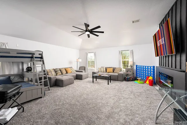 $2,195 | 8318 Braun Walk, San Antonio, TX 78250