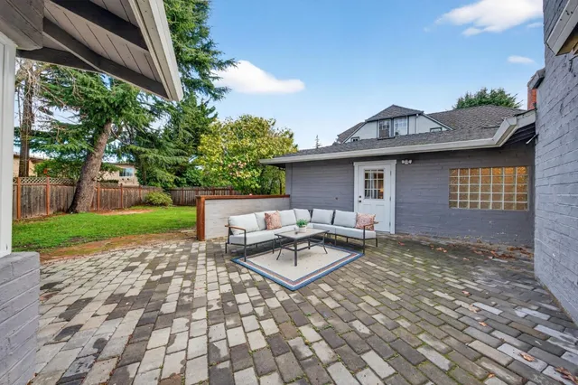 $1,999,000 | 808 Winchester Drive, Burlingame, CA 94010