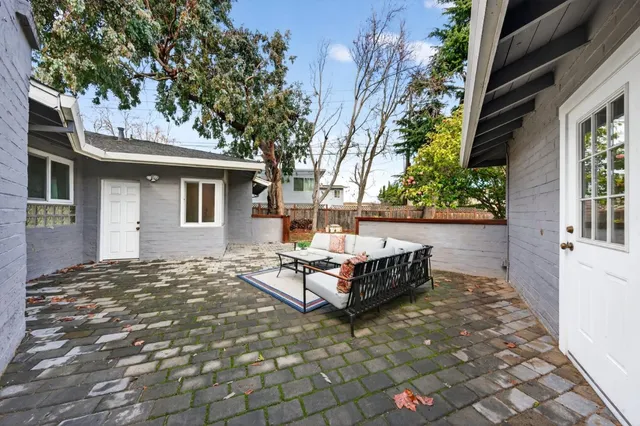$1,999,000 | 808 Winchester Drive, Burlingame, CA 94010