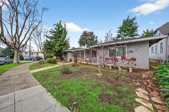 $1,999,000 | 808 Winchester Drive, Burlingame, CA 94010