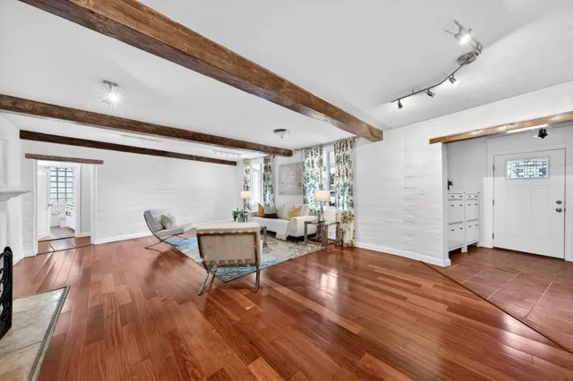 $1,999,000 | 808 Winchester Drive, Burlingame, CA 94010