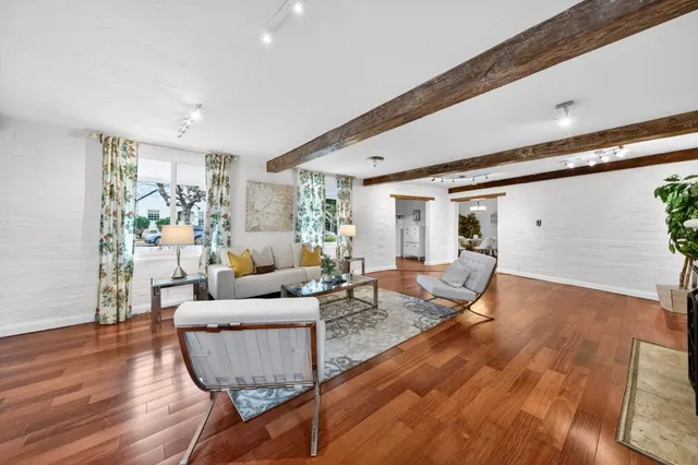 $1,999,000 | 808 Winchester Drive, Burlingame, CA 94010