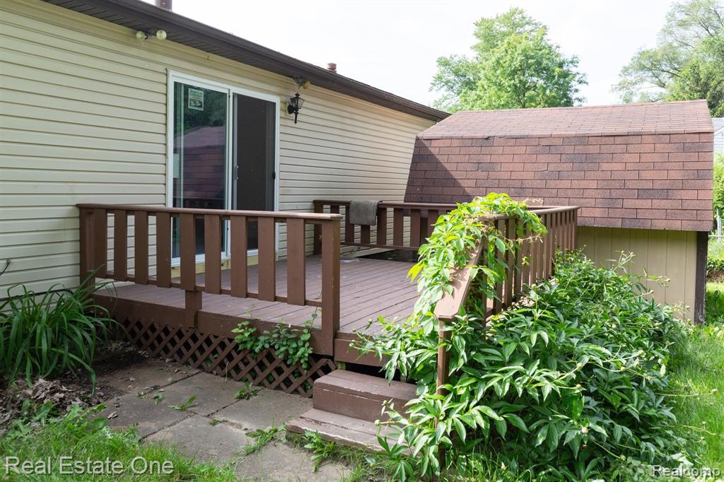 9575 Beech Daly Road Taylor, MI 48180 - Photo 28 of 33