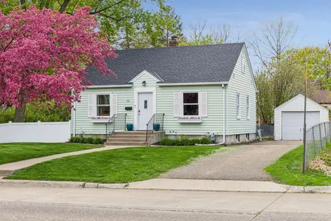 $385,000 | 32 17th Avenue South, Hopkins, MN 55343