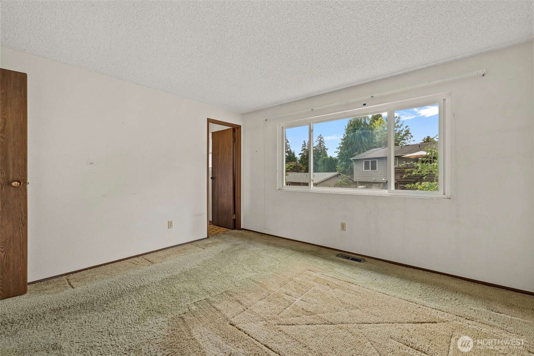 2706 164th Place Southeast Bothell, WA 98012 - Photo 17 of 39