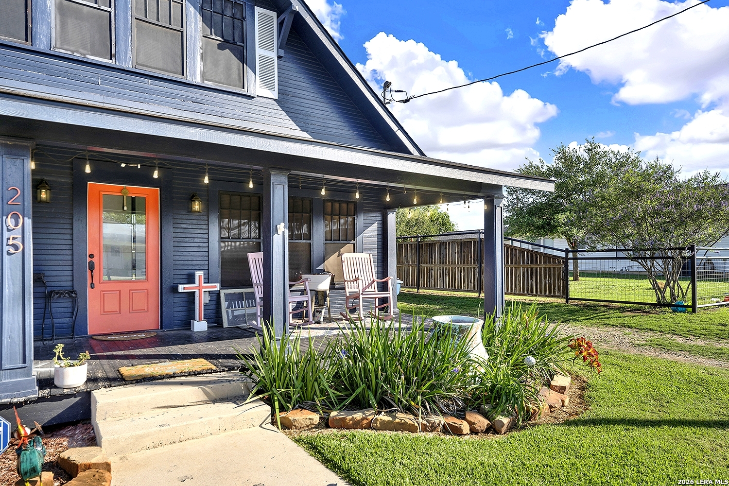 205 Brinkoeter Poth, TX 78147 - Photo 6 of 38