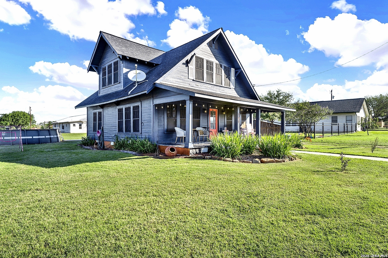 205 Brinkoeter Poth, TX 78147 - Photo 10 of 38