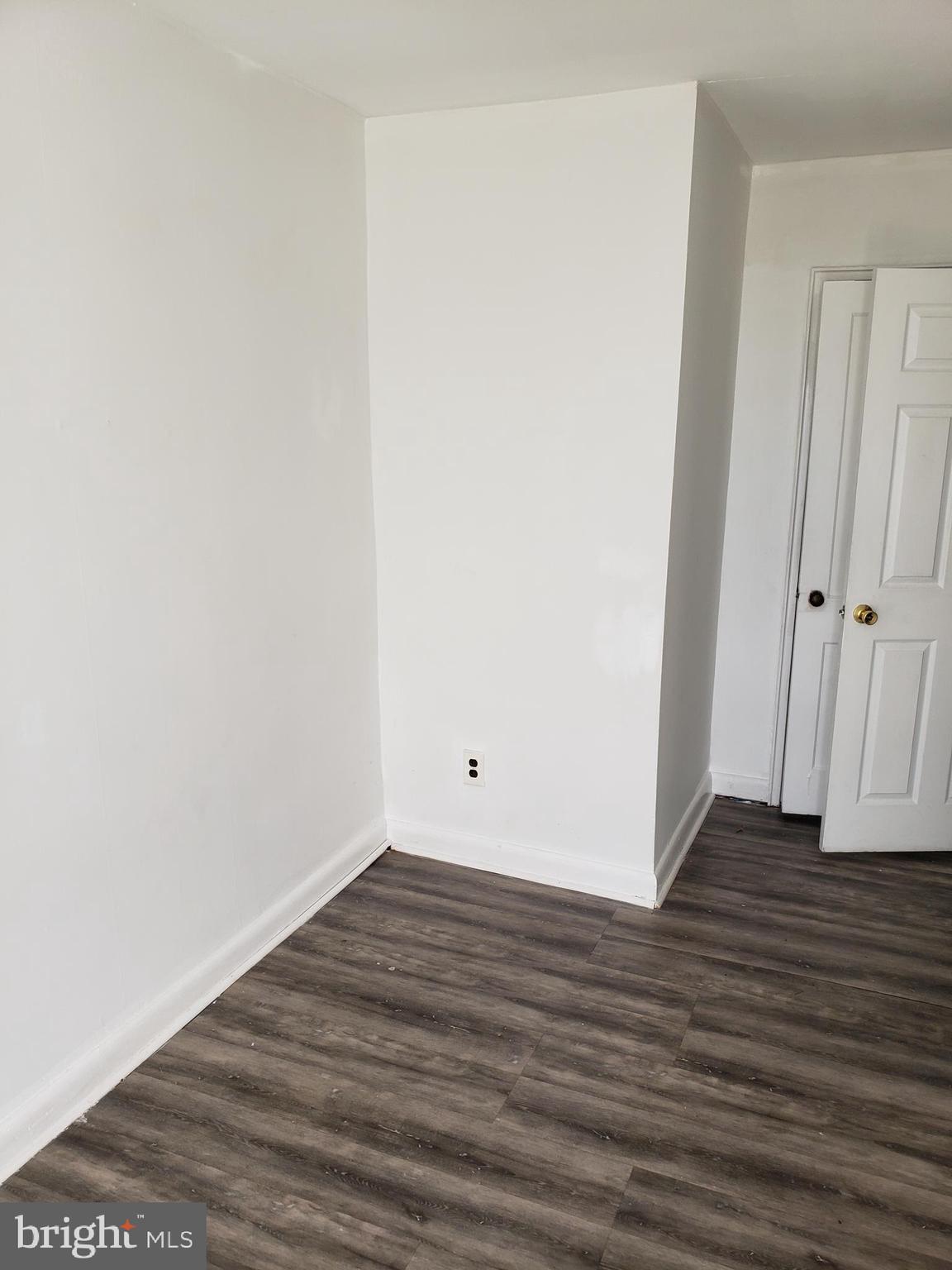 1038 Ash Road Sharon Hill, PA 19079 - Photo 4 of 8 Gallery Image 4