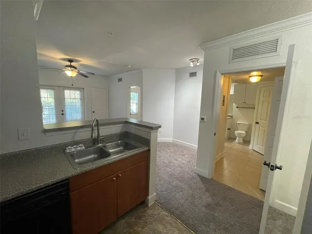 $1,600 | 304 East South Street, Unit 3019, Orlando, FL 32801