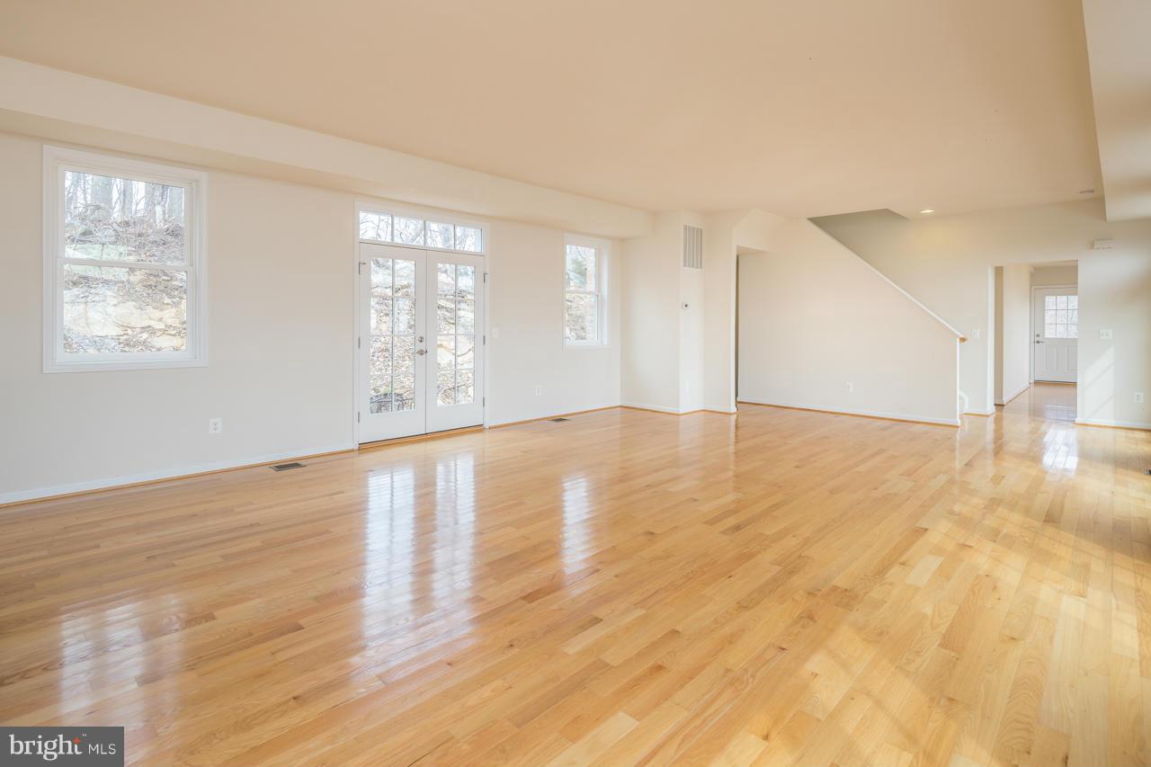 2614 Lookout Road Haymarket, VA 20169 - Photo 12 of 28 Family Room
