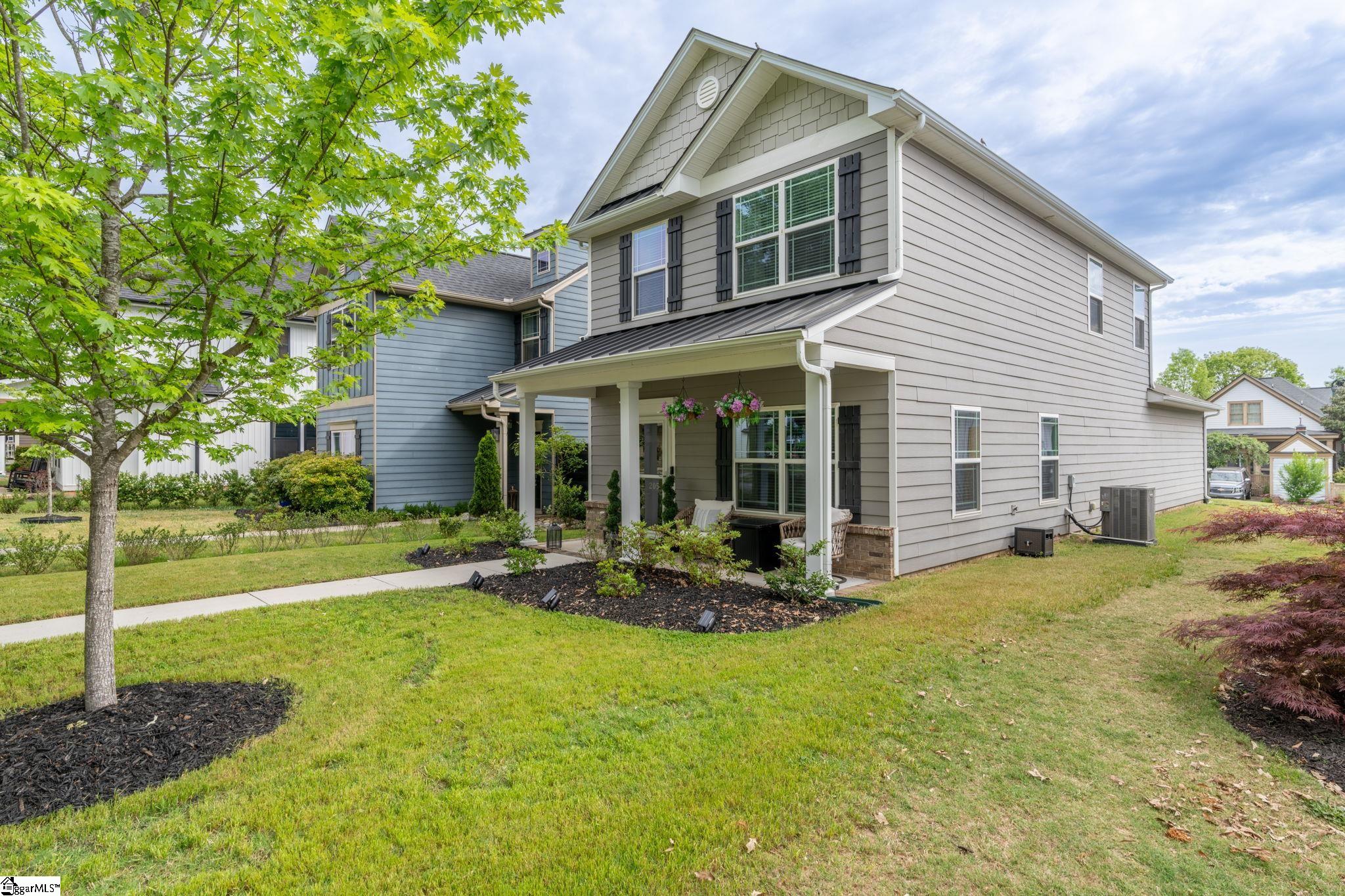205 Carruth Street Simpsonville, SC 29680 - Photo 4 of 28